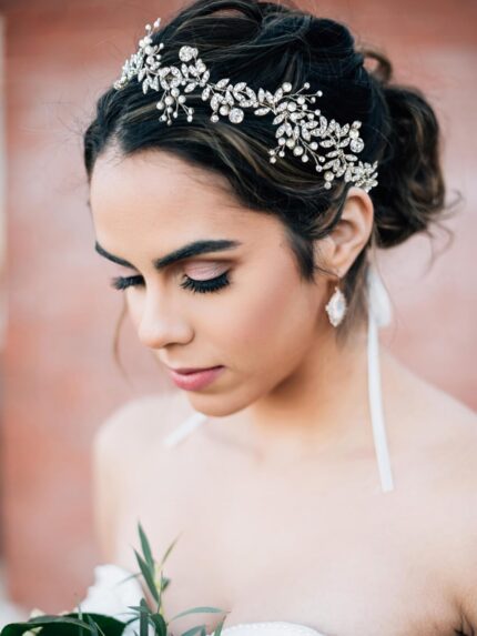 Silver-Tone Pearl and Rhinestone Headpiece